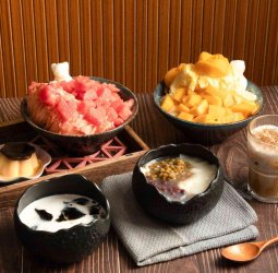 高雄仁武雪花冰結合愛文芒果玫瑰與愛心西瓜 古早味豆花、剉冰與咖啡都在這